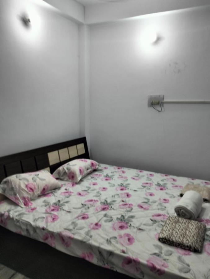 Darbar Homestay Gaya Buitenkant foto